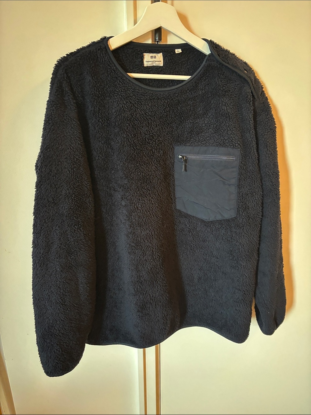 Men's Navy Fleece Pullover Sweater with Zip Pocket